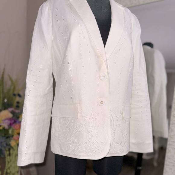 Lafayette 148 • Linen Lace 2 Button Blazer - Picture 10 of 13